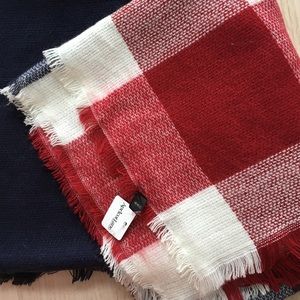 Square blanket scarf